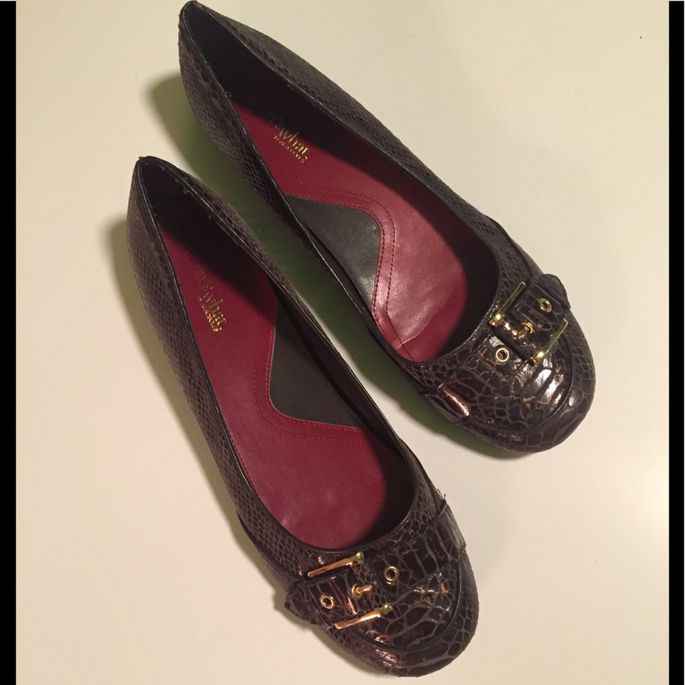 What’s What, Brown Snake flats, 11 M, New/$25.